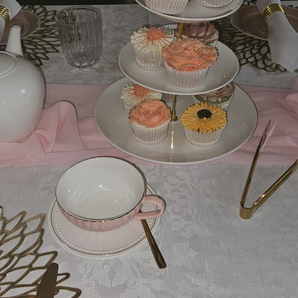 Gold cutlery and glassware