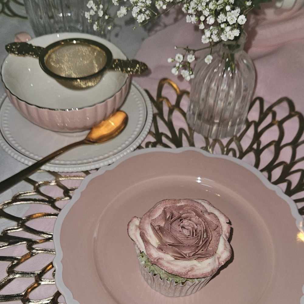 Blush plate styling