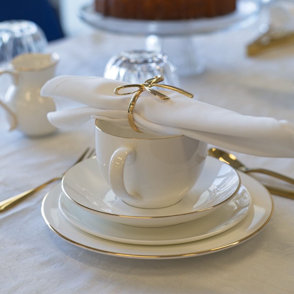 Fine china table setting