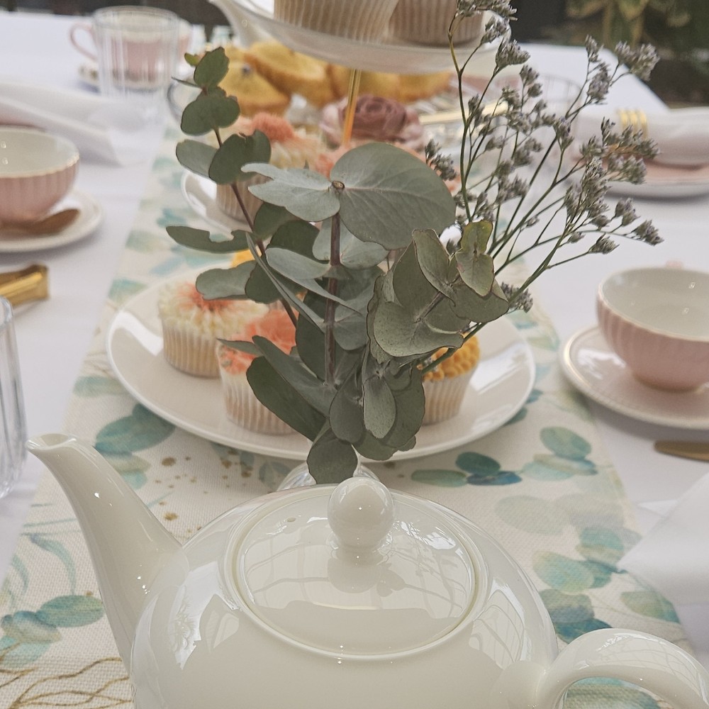 Teapot and cake stand